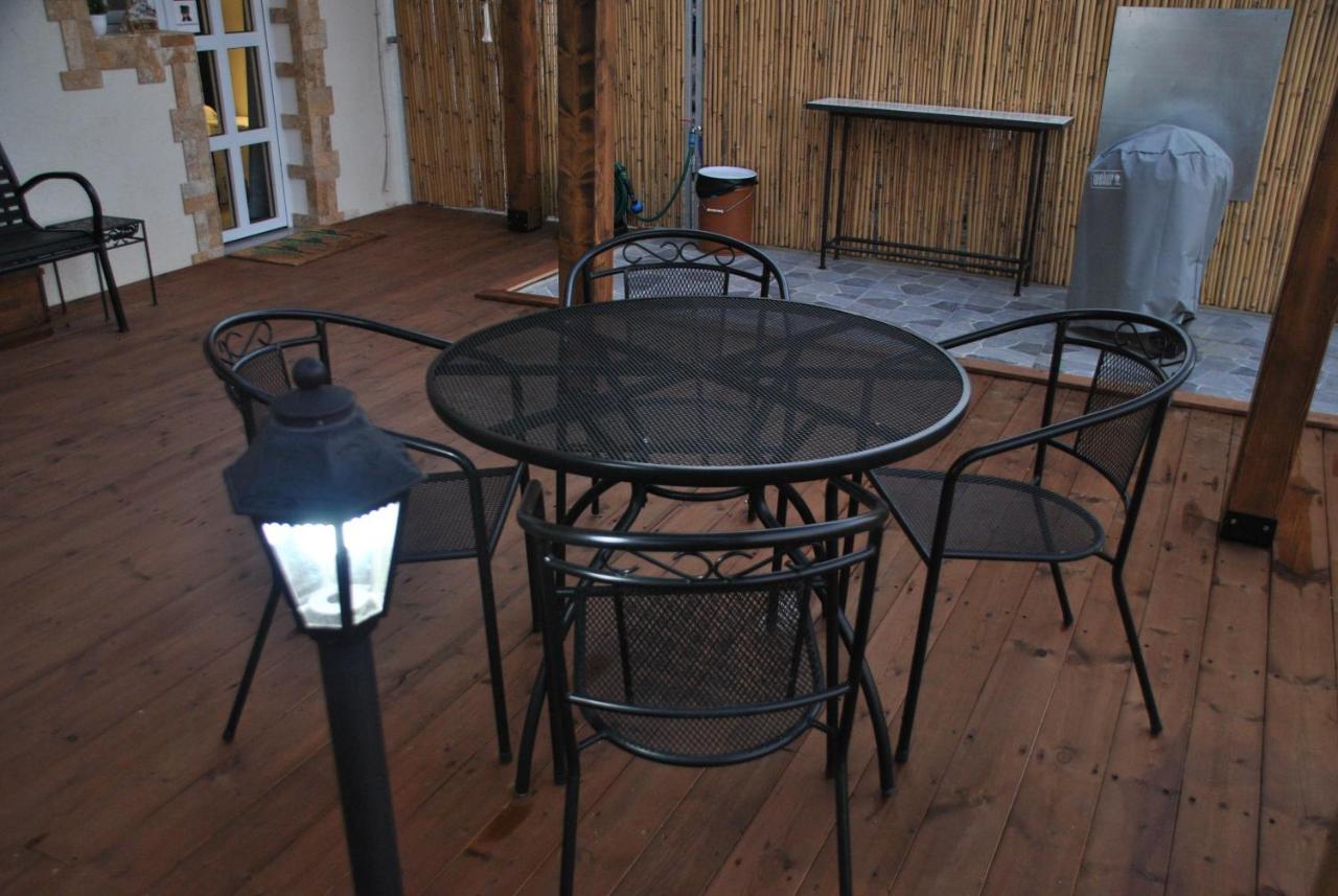 Marvin'S Place Arad Eksteriør bilde